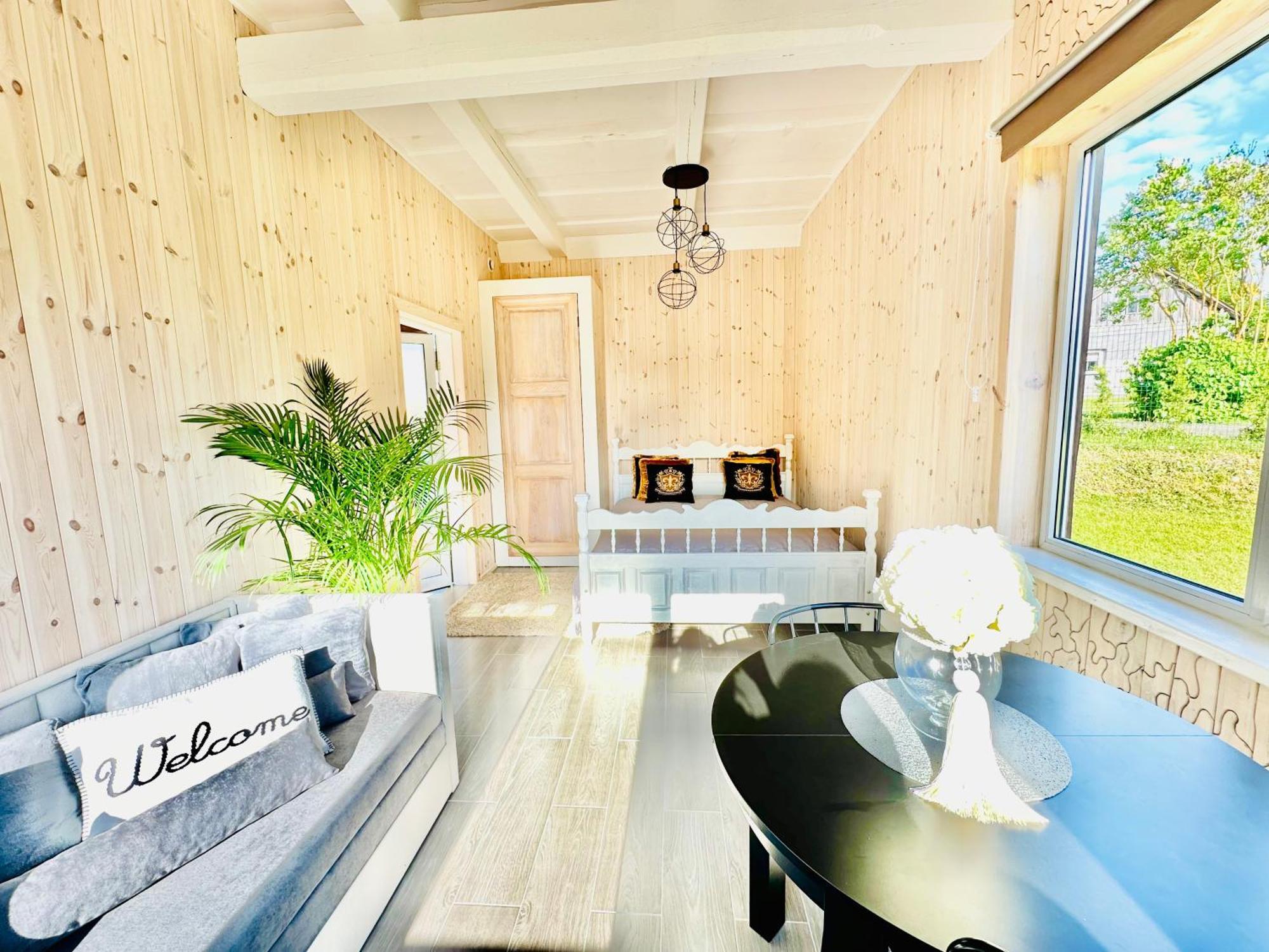 Aguona Royal Oasis Villa โมเลียติ ภายนอก รูปภาพ